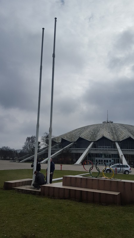 maszty flagowe poznań arena