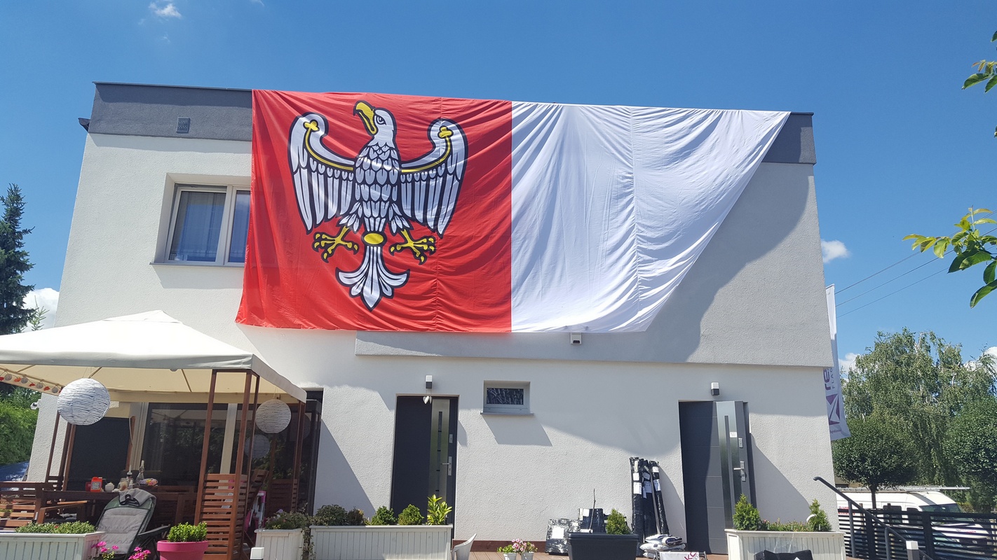 wielkoformatowy wydruk flag